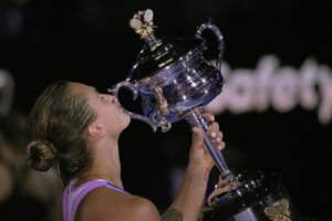 Premiazione e conferenza per Aryna Sabalenka dopo la vittoria agli Australian Open 2023