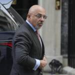 Regno Unito, Sunak licenzia Zahawi