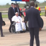 Papa, il Pontefice arriva a Kinshsasa