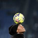 Leao, l’avvocato: “Vuole restare al Milan”