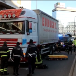 Milano, camionista travolge e uccide ciclista