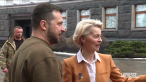 Ucraina, von der Leyen a Kiev: l’incontro con Zelensky