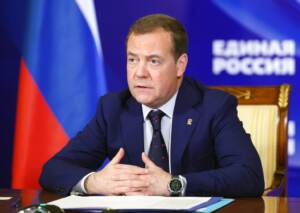 Ucraina, Medvedev: “Se Kiev attacca regioni russe useremo nucleare”