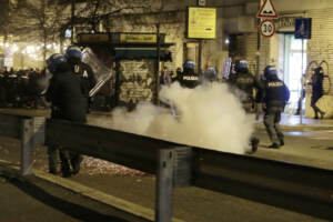Cospito, 3 anarchici denunciati a Roma dopo manifestazione