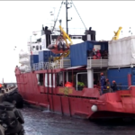 Migranti, a Napoli sbarca la Sea Eye con 106 persone