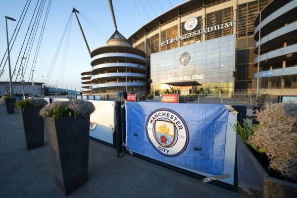 Calcio, Manchester City accusato di numerose violazioni finanziarie