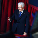 Sanremo, al via prima serata: c’è anche Mattarella