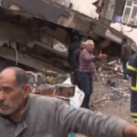 Terremoto Turchia, soccorritori scavano ad Adiyaman