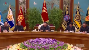 Nord Corea, Kim Jong Un presiede riunione con militari