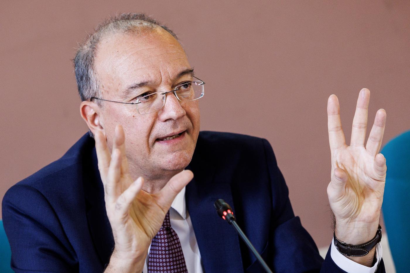 Caro affitti, Valditara: “Il problema tocca città governate da sinistra”