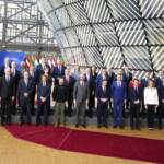 Ucraina, Zelensky a Bruxelles in pressing sui jet