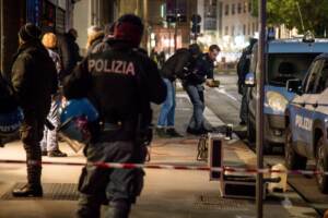 Corteo Contro ogni fascismo e ogni guerra: Milano ricorda le vittime di piazza Fontana e Pinelli