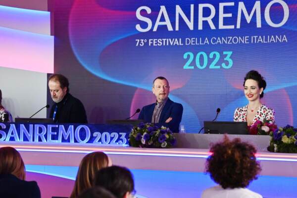 Conferenza stampa organizzazione per serata duetti Festival Sanremo