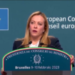 Ue, Meloni: “Rapporti con Macron raccontati come alle medie”