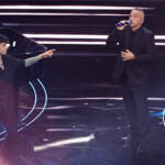 Sanremo, Eros dimentica parole canzone