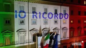 Foibe, Chigi illuminato con Tricolore e scritta ‘Io Ricordo’