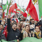 Iran, hacker interrompono discorso Raisi