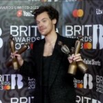 Brit Awards 2023, Harry Styles trionfa