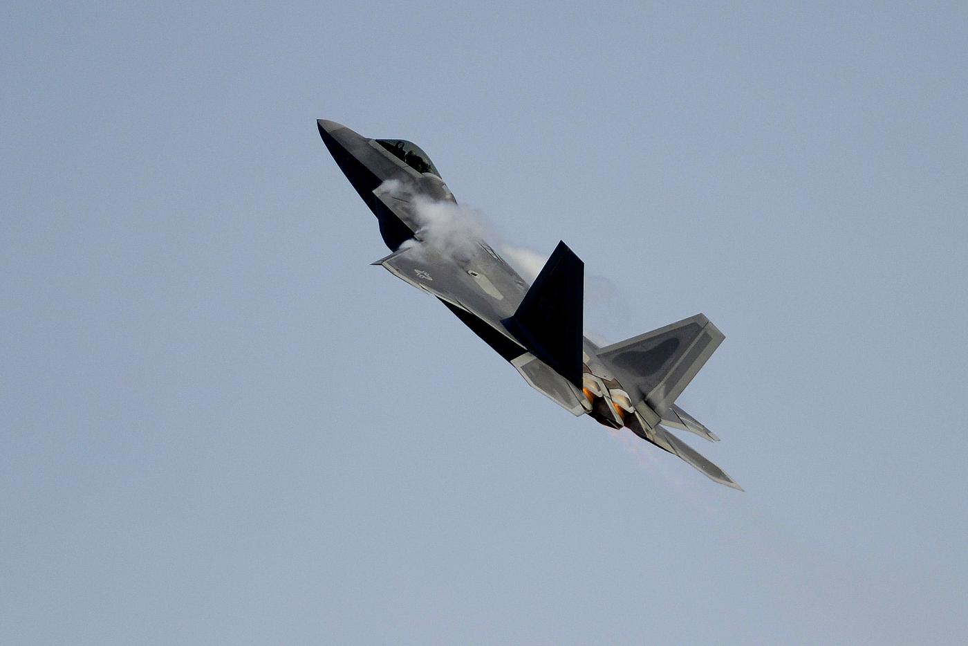 Canada, abbattuto oggetto aereo non identificato
