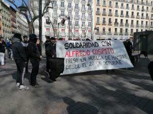 Cospito, corteo a Madrid in solidarietà all’anarchico