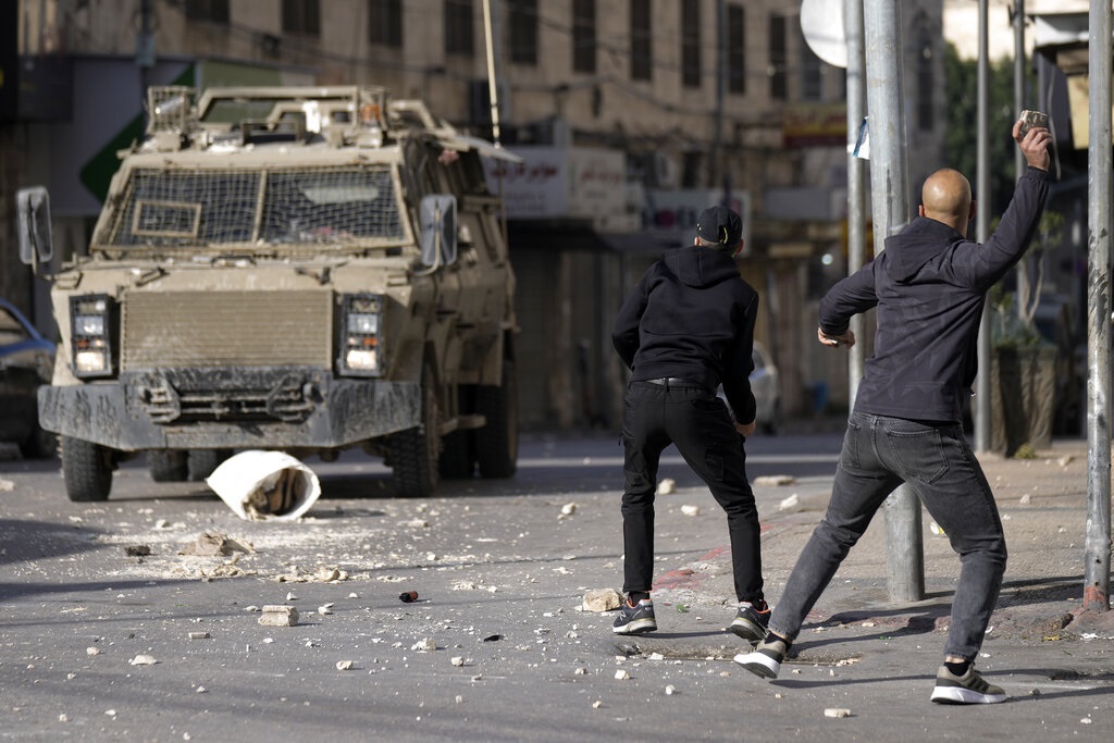 Medioriente, palestinese ucciso in raid israeliano