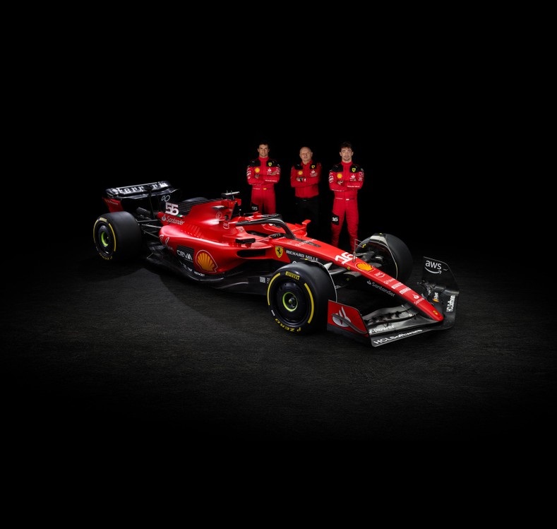 F1, svelata nuova Ferrari SF-23