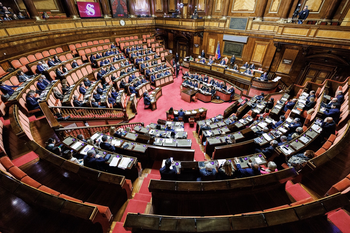 Dl migranti, maggioranza verso ritiro emendamento ‘canguro’