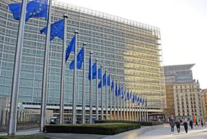Ue-Gb, Regno Unito rientra nei programmi europei di ricerca e spazio