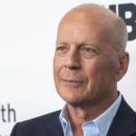 Bruce Willis e la malattia: peggiorano le condizioni, ecco come sta