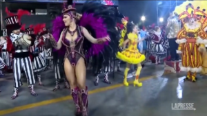 Brasile, a San Paolo la sfilata della Scuola di Samba