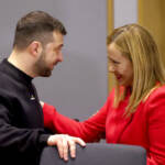 Ucraina, Zelensky: “Meloni sta arrivando, la aspetto”