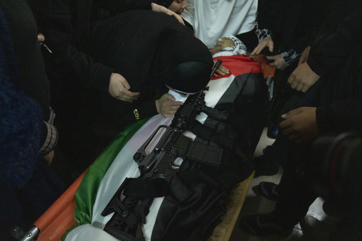 Cisgiordania, 10 morti in raid Israele