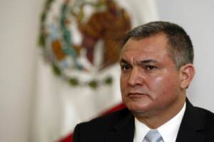 Mexican president hopes ex security chief will turn informer