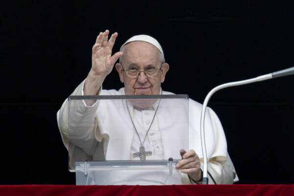 Terremoti, Papa: “No a sanzioni che ostacolano aiuti Siria”