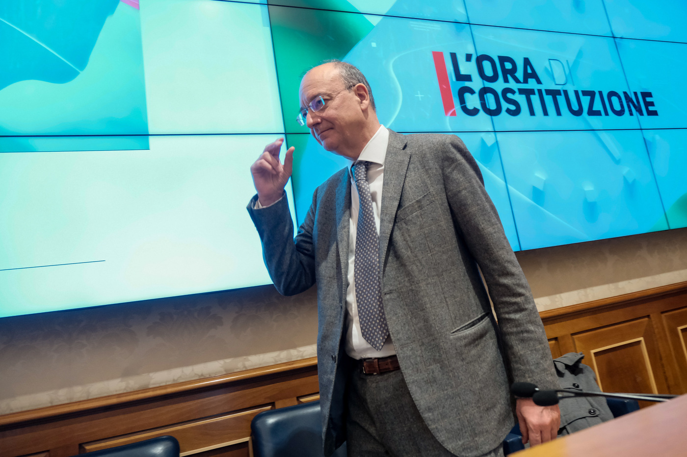 Firenze, Valditara: “Lettera preside liceo Da Vinci impropria”