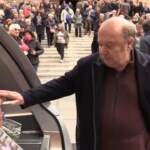 Lino Banfi, folla commossa ai funerali della moglie