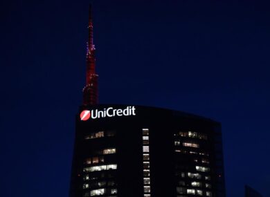 UniCredit, vola l’utile a 9,3 miliardi
