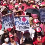 Messico, manifestanti in piazza contro modifiche a legge elettorale