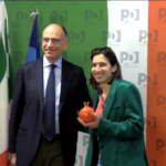 Pd, Letta regala a Schlein un melograno