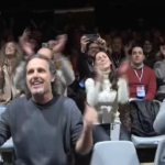 Pd, cori e applausi per Schlein