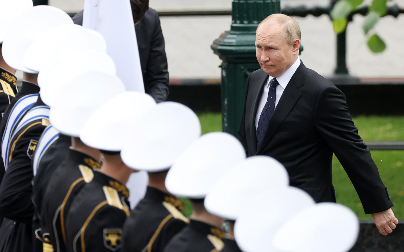 Ucraina, Putin firma stop a trattato Start