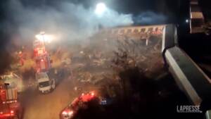 Grecia, scontro tra treni: le immagini dal luogo dell’incidente