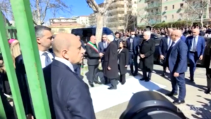 Naufragio Crotone, Mattarella rende omaggio alle vittime