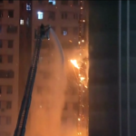 Hong Kong, incendio in un cantiere: oltre 130 evacuati