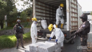 Ecuador, distrutte 9 tonnellate di cocaina
