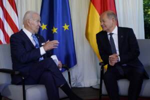 Biden, Scholz huddle on Ukraine war at White House