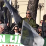 Iran, Radicali in piazza a Roma contro il silenzio della politica