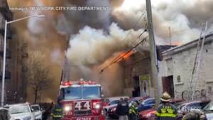 Usa, incendio nel Bronx: fiamme in supermercato e lavanderia