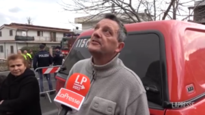 Guidonia, testimoni sul posto: “Ombra dell’aereo e poi fuoco e fumo”