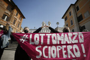 Roma, flash mob contro il femminicidio in vista della giornata della donna l’8 marzo